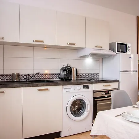 Duplex Cocoon - 10 Min De Blaye - 20 Min Cnpe - Wifi - Tv Hd * Saint-Seurin-de-Cursac